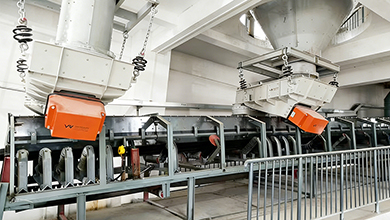 Alimentador vibratorio para planta de procesamiento químico